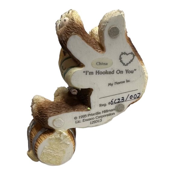 VTG Enesco Priscilla Hillman 1995 Figurine I’m Hooked On You Fishing Kitten Cat - Picture 9 of 9